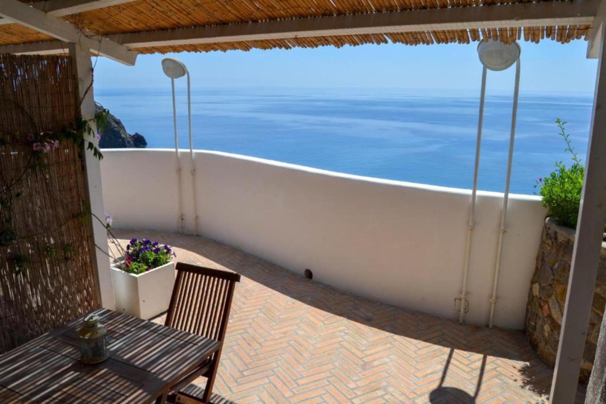 Maridea - Cave Apartments Ponza Exterior photo