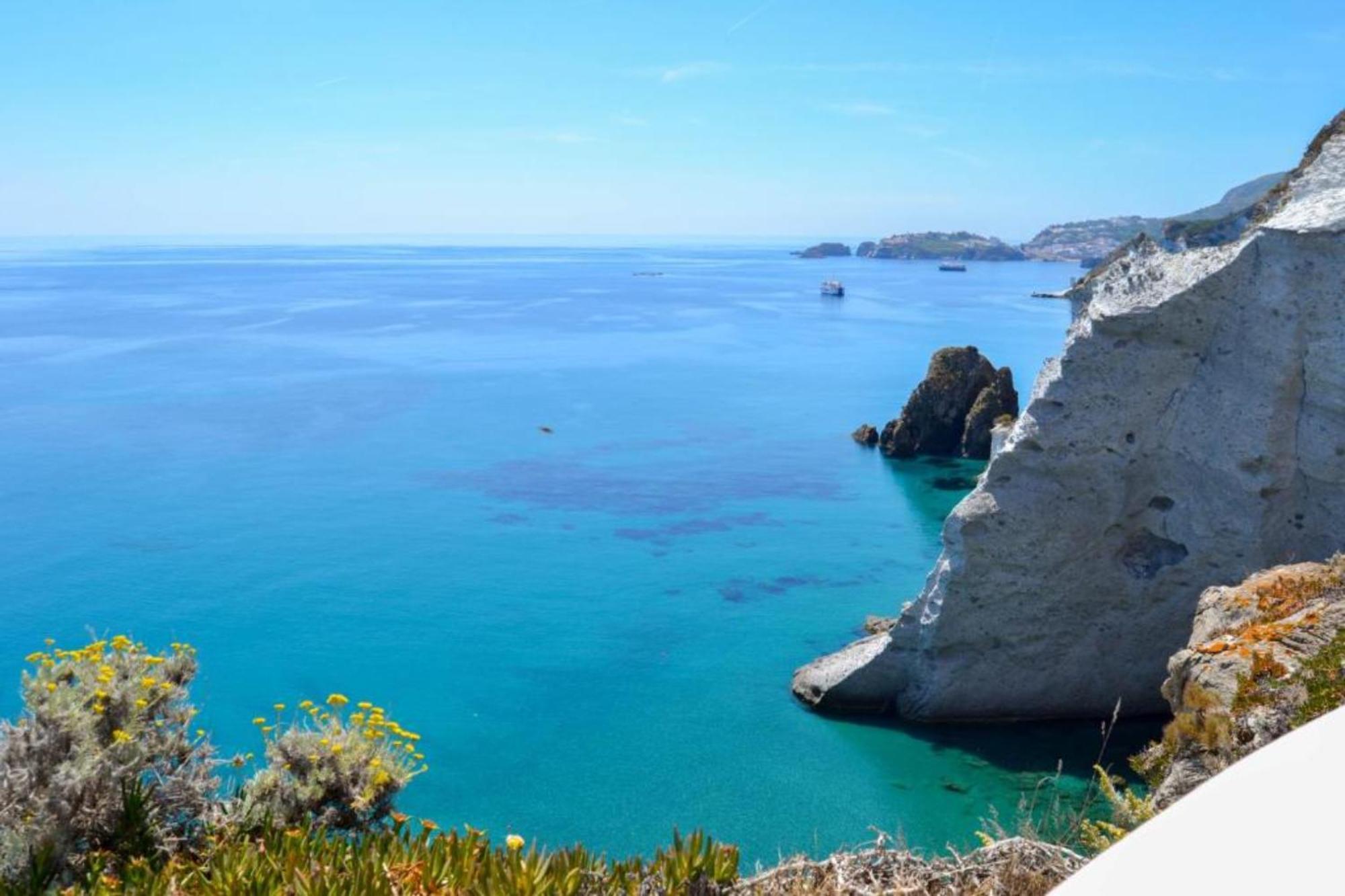 Maridea - Cave Apartments Ponza Exterior photo