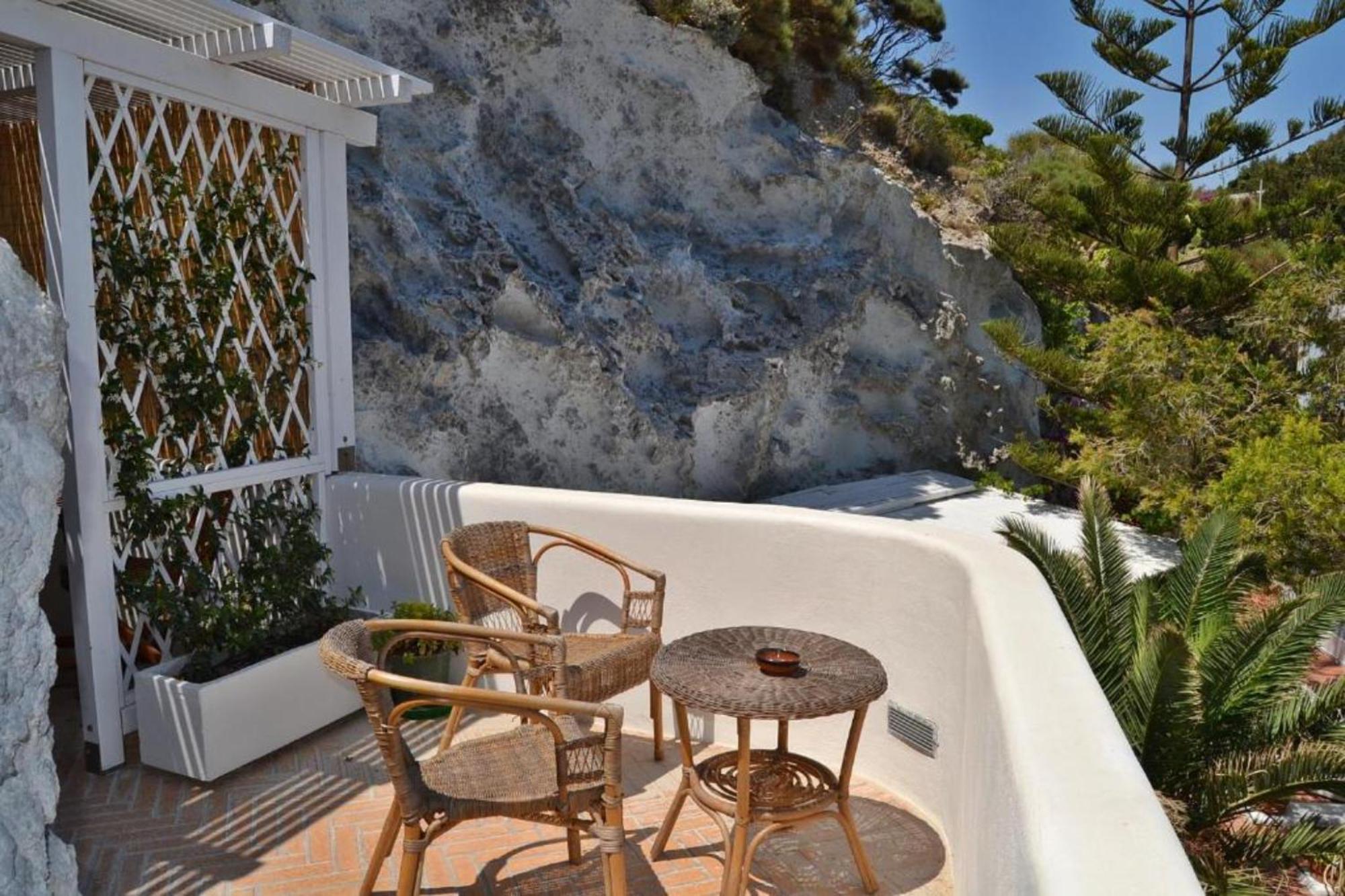 Maridea - Cave Apartments Ponza Exterior photo